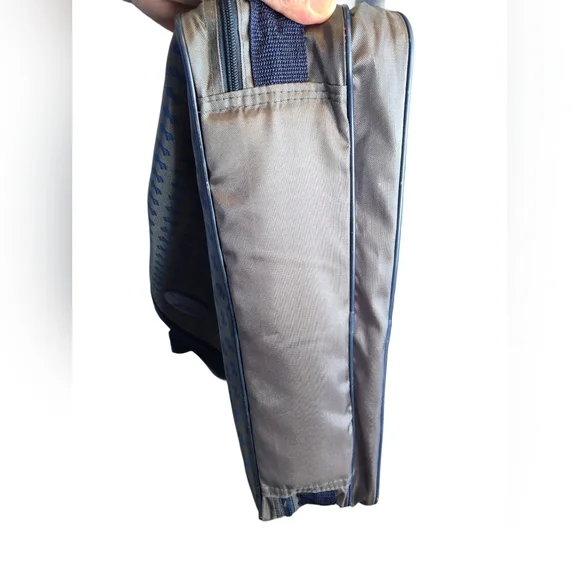 Cathay Pacific Vintage Airline Flight Bag 1990s Travel Shoulder Computer Bag - Picture 4 of 9